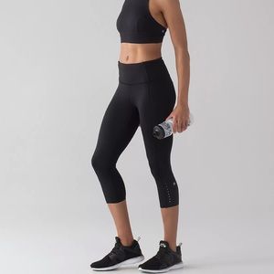 Lululemon Fast and Free Reflective High-Rise Crop - Black - size 6
